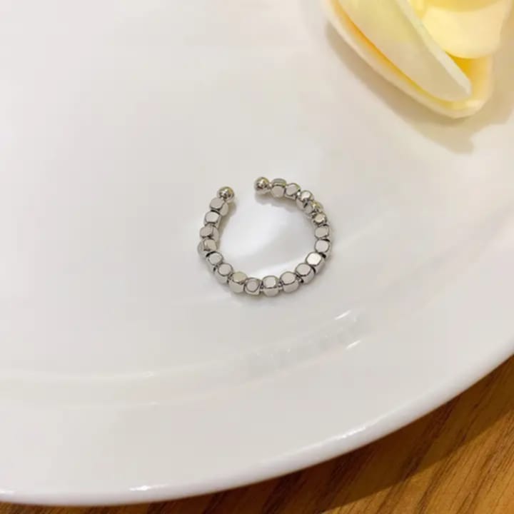 Anillo plateado