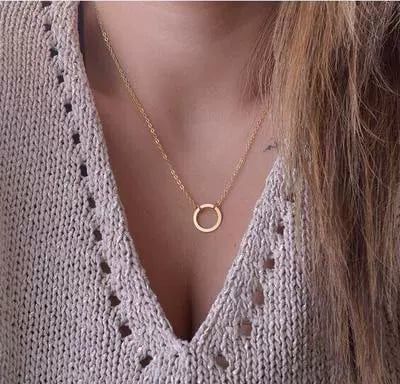 Collar circular dorado