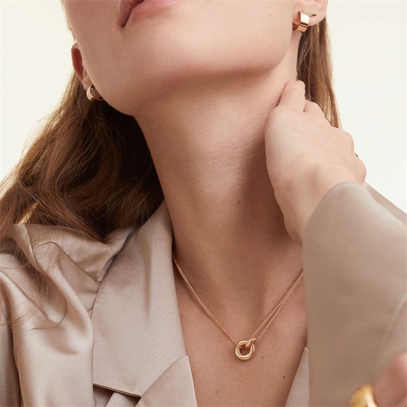 Collar de circulo dorado