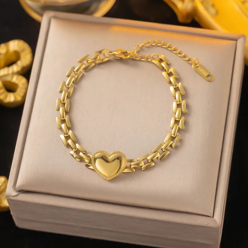 Pulsera de corazón baño de oro