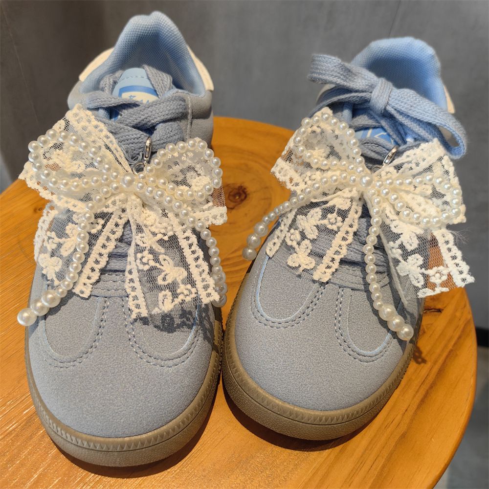 Charm de tenis encaje y perlas